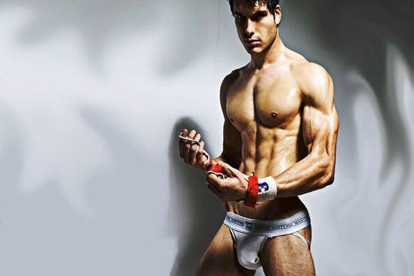 a sexy man who grows his penis quickly